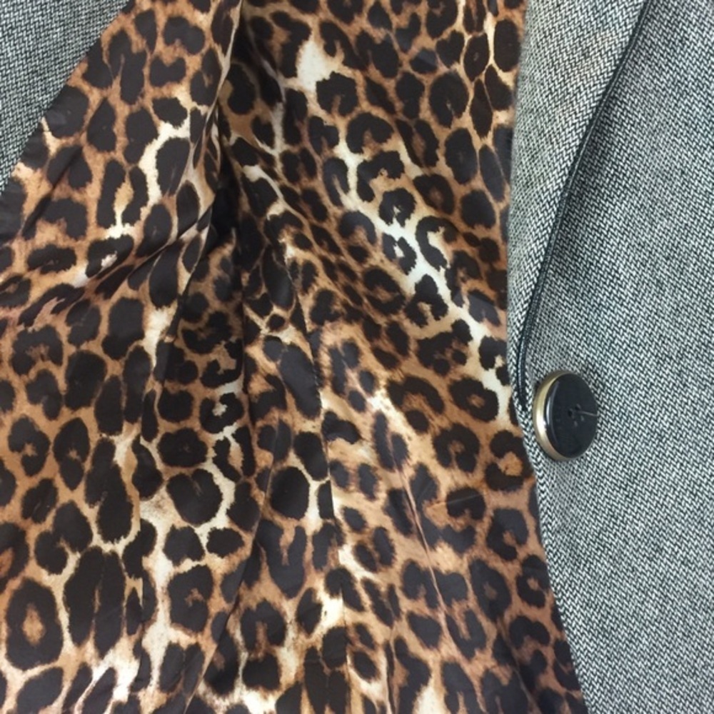 Express Black Gray Leopard Button Blazer - image 7